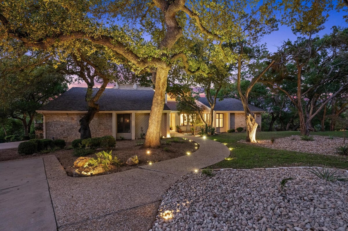 View 3101 Fleece Flower CV in Estates Above Lost Creek 3101 Fleece Flower CV - property photo 1 - Luxury home in Estates Above Lost Creek, Austin, TX
