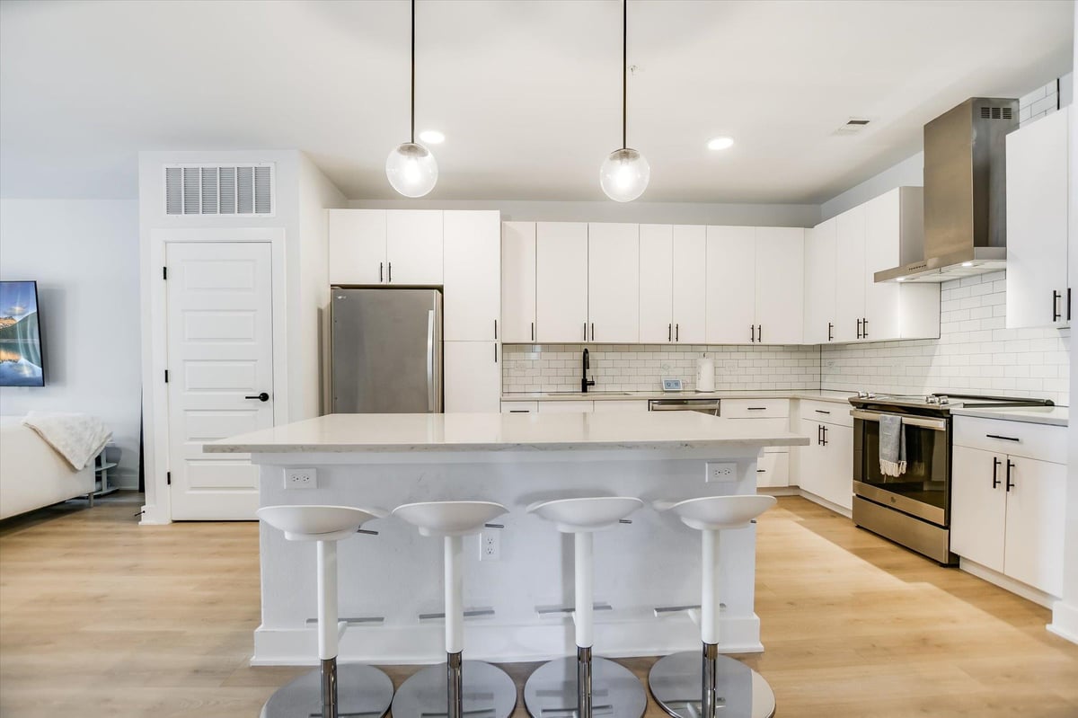 View 3101 Govalle Ave Unit #209 in Govalle 3101 Govalle Ave Unit #209 - front exterior - Luxury home in Govalle, Austin, TX