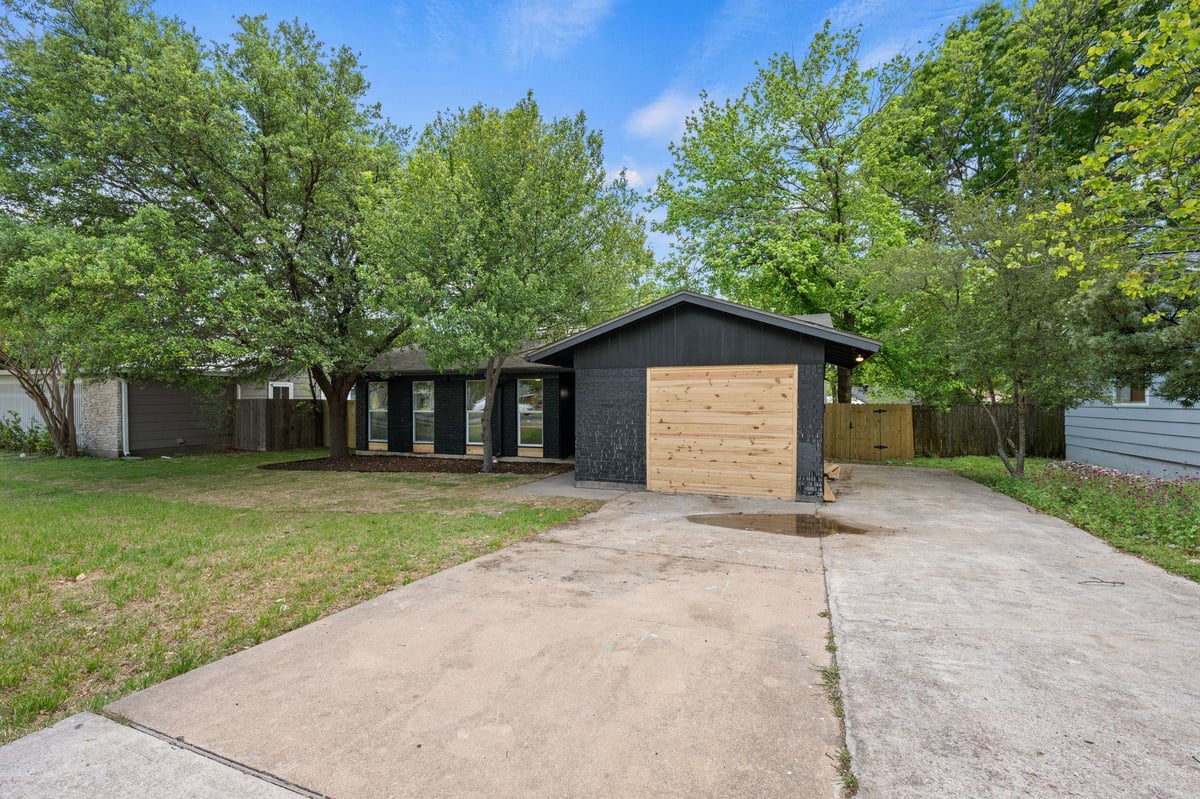Living area at 3101 Steck Ave - 4 bed 2 bath home