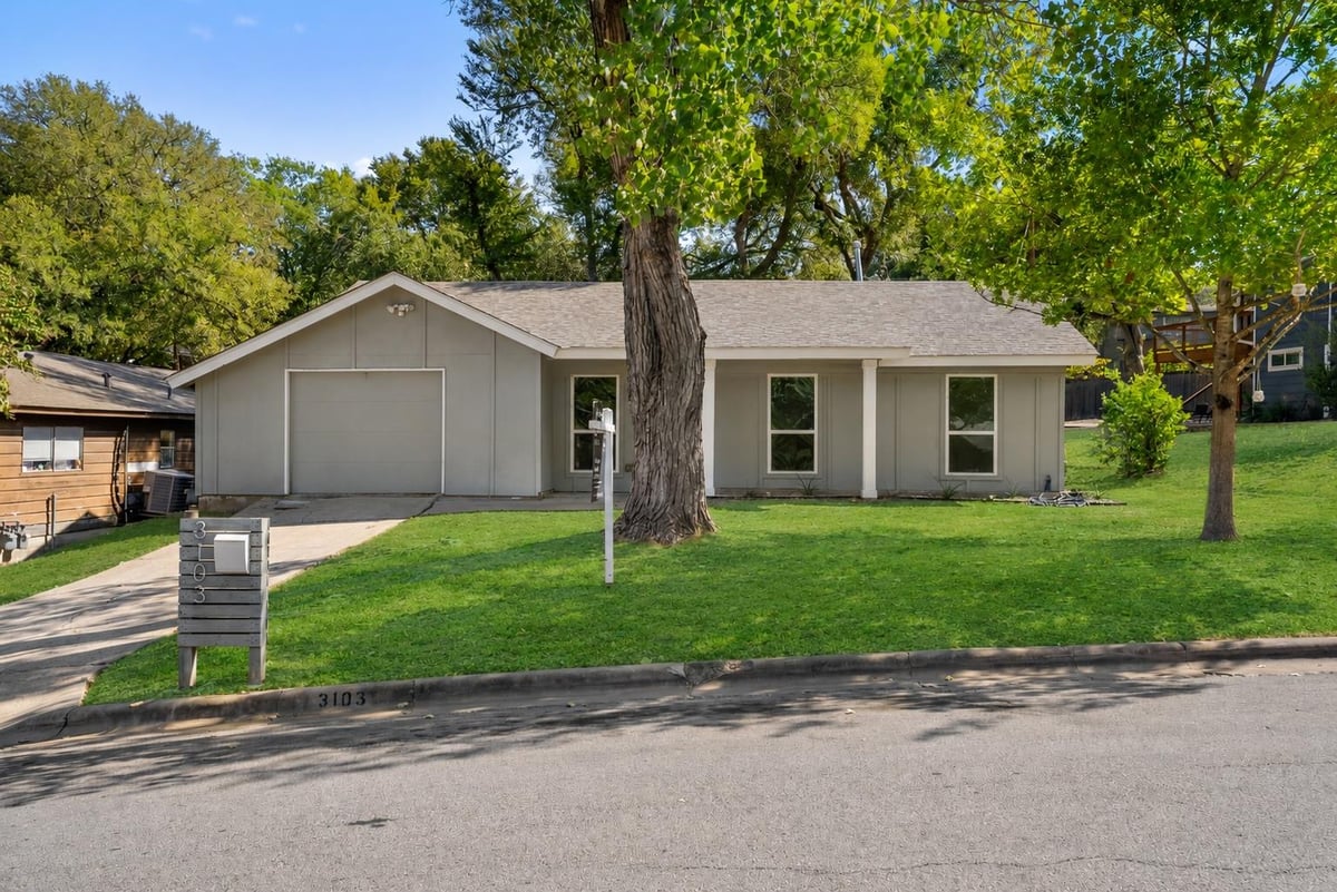 3103 Matador DR - property photo 1 - Luxury home in Santa Monica Park Sec 02, Austin, TX