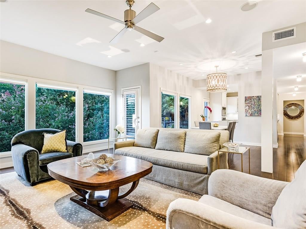 View 3104 Maywood Ave in Tarrytown 3104 Maywood Ave - property photo 1 - Luxury home in Tarrytown, Austin, TX