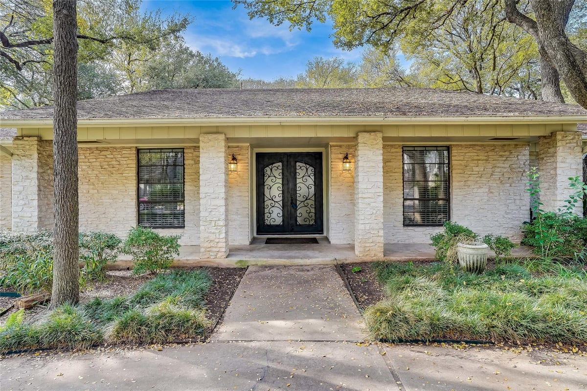 View 3105 Brightwood DR in Beecave Woods Sec 02 3105 Brightwood DR - property photo 1 - Luxury home in Beecave Woods Sec 02, Austin, TX