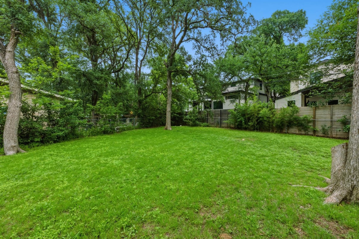 3105 Crestvale Dr - front exterior - Luxury home in Barton Hills Sec 01, Austin, TX