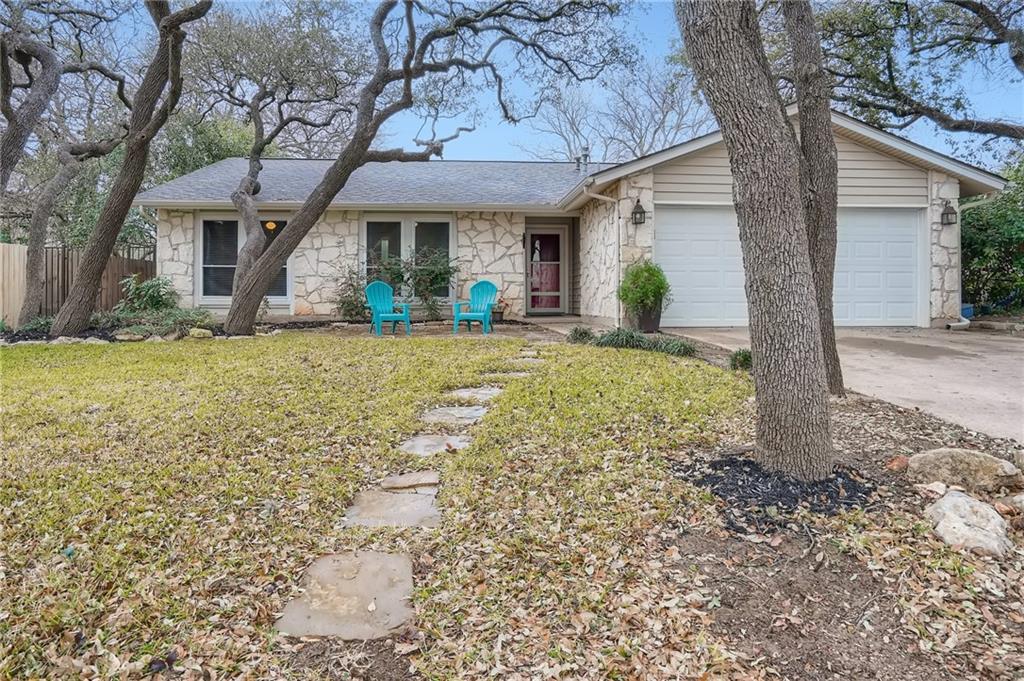 View 3106 JEANETTE Ct in SOUTHAMPTON HILLS 3106 JEANETTE Ct - front exterior - Luxury home in SOUTHAMPTON HILLS, Austin, TX