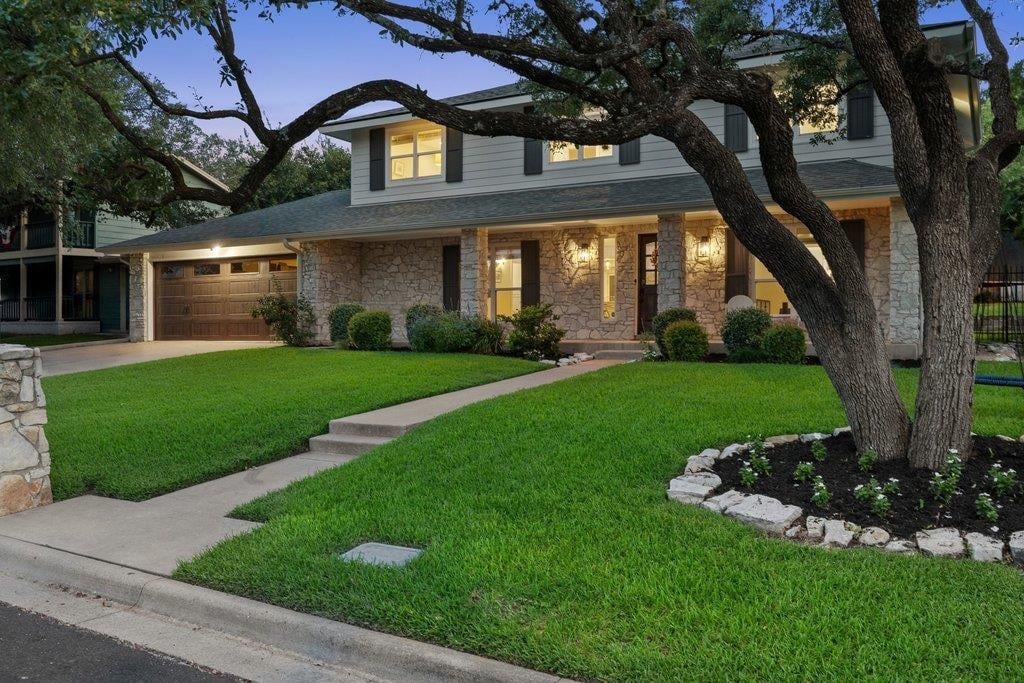 View 3107 Mistyglen CIR in Countryside Sec 01 3107 Mistyglen CIR - front exterior - Luxury home in Countryside Sec 01, Austin, TX