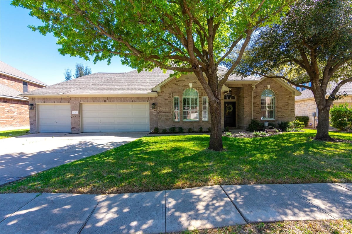 View 3109 Goldenoak Cir in Behrens Ranch Ph C Sec 01-C 3109 Goldenoak Cir - front exterior - Luxury home in Behrens Ranch Ph C Sec 01-C, Round Rock, TX