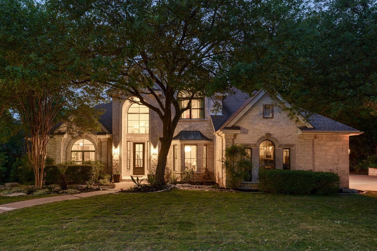 View 3112 Kittowa CV in Westview On Lake Austin Ph C Sec 04 3112 Kittowa CV - front exterior - Luxury home in Westview On Lake Austin Ph C Sec 04, Austin, TX