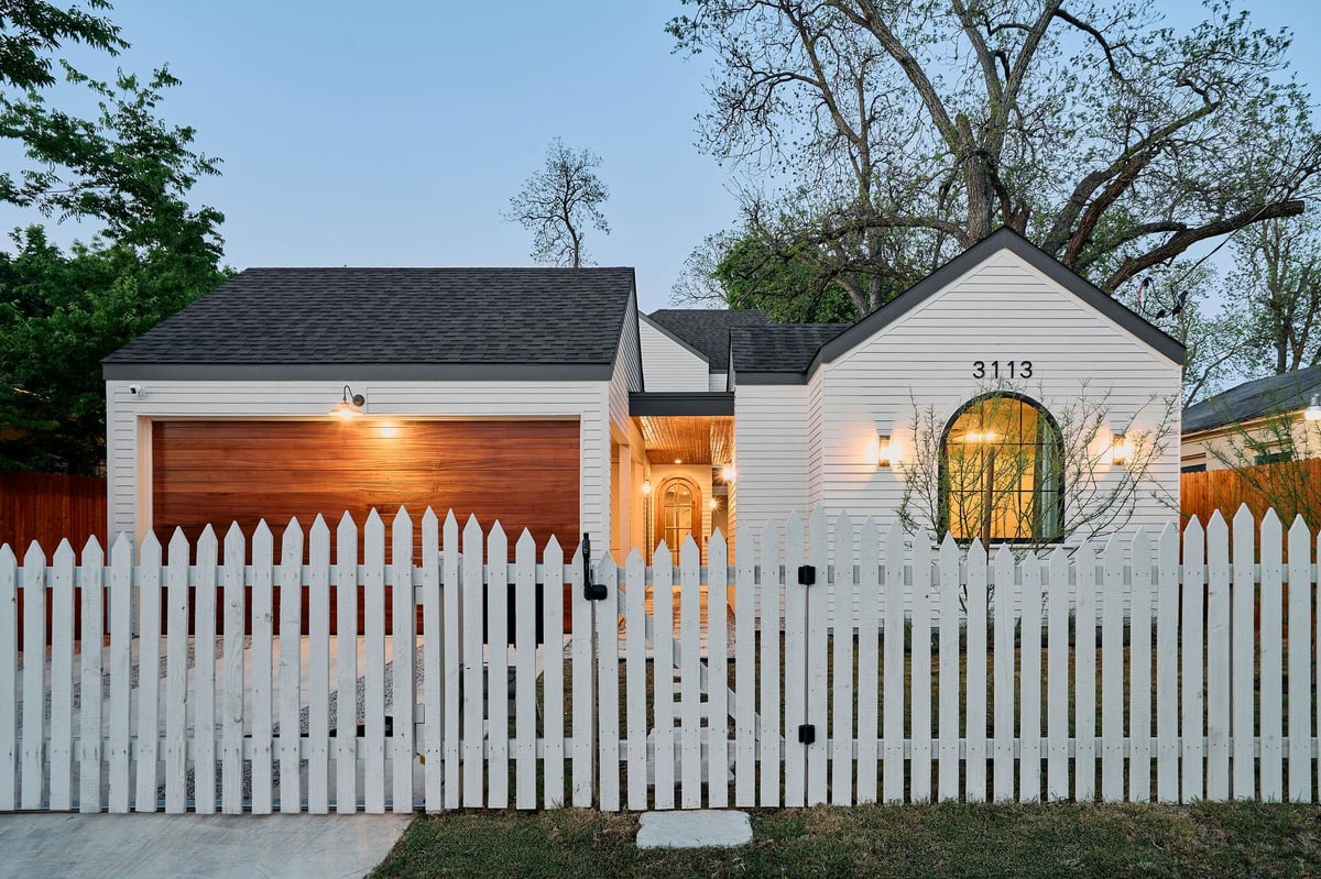 3113 Prado St - front exterior - Luxury home in Chernosky 12, Austin, TX