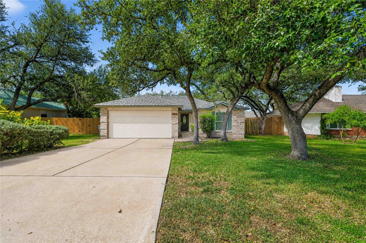 View 3115 Blazing Star TRL in Anderson Mill West Sec 03 3115 Blazing Star TRL - front exterior - Luxury home in Anderson Mill West Sec 03, Cedar Park, TX