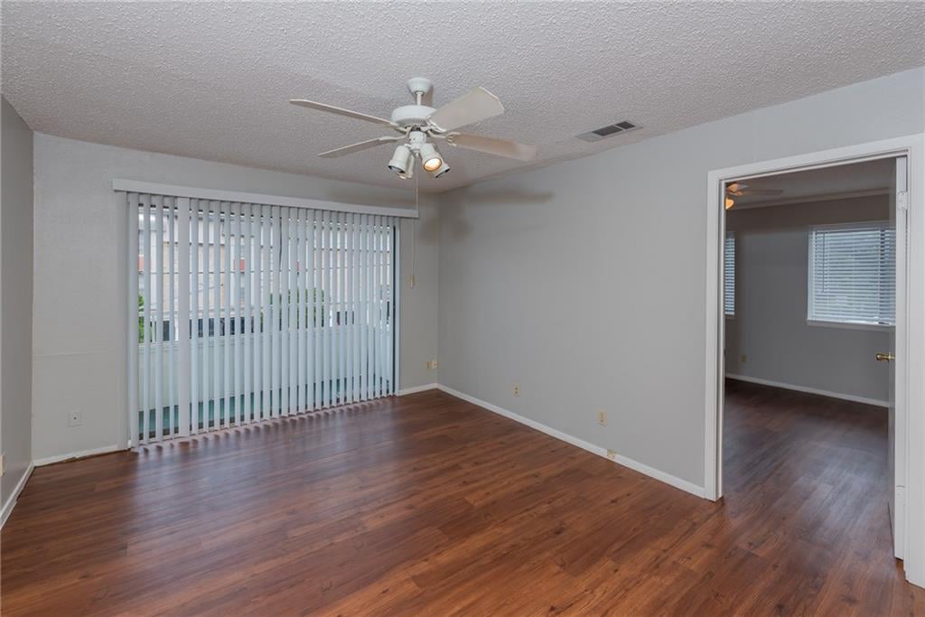 View 3115 Helms ST Unit #116 in Sunchase Condo Amd 3115 Helms ST Unit #116 - property photo 1 - Luxury home in Sunchase Condo Amd, Austin, TX