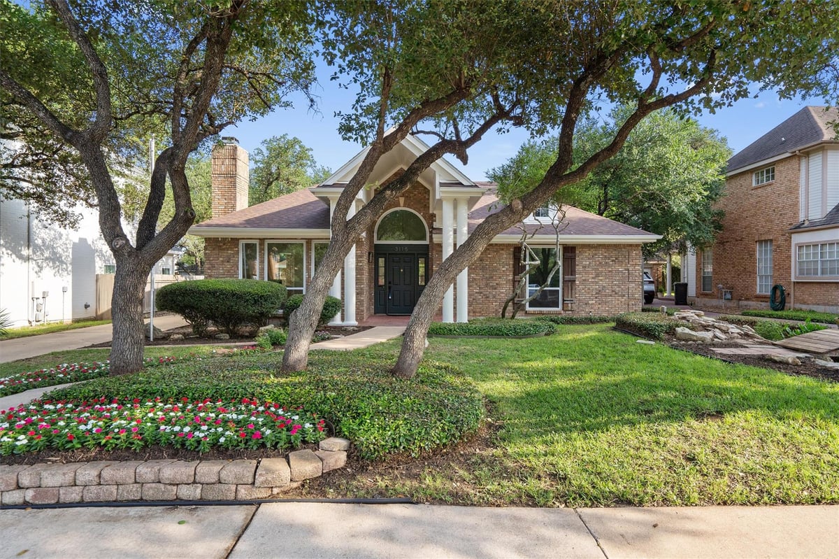 View 3115 Sesbania DR in Shady Hollow Sec 06 Ph A 3115 Sesbania DR - front exterior - Luxury home in Shady Hollow Sec 06 Ph A, Austin, TX