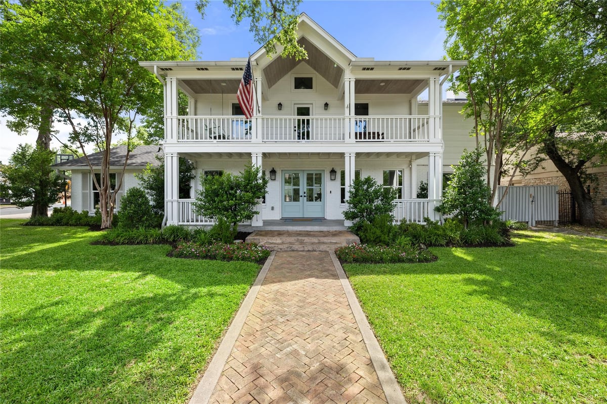 View 3115 Thousand Oaks DR in Countryside Sec 01 3115 Thousand Oaks DR - front exterior - Luxury home in Countryside Sec 01, Austin, TX