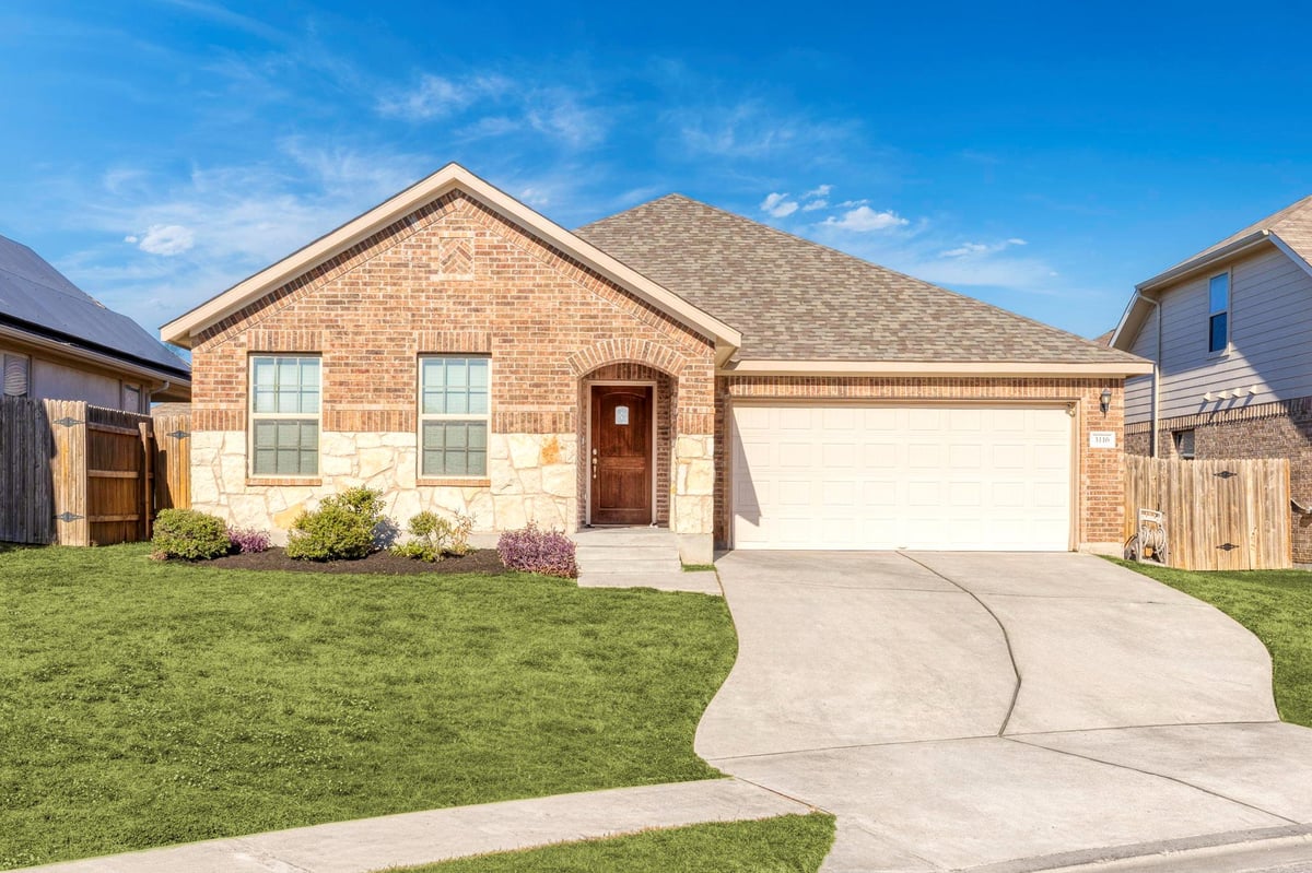 View 3116 Bragg Pl in Cantarra 3116 Bragg Pl - front exterior - Luxury home in Cantarra, Pflugerville, TX