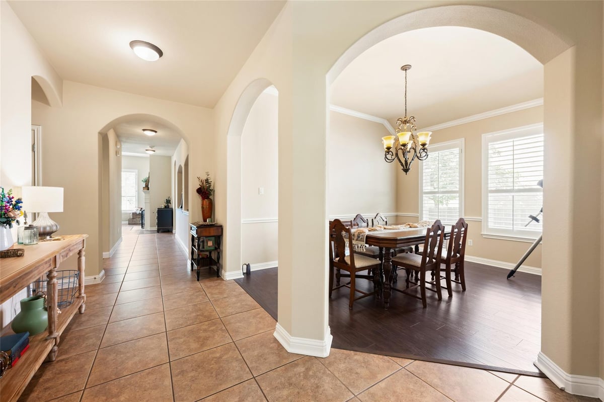 Bathroom at 3117 Goldenoak Cir - 4 bed 3 bath home