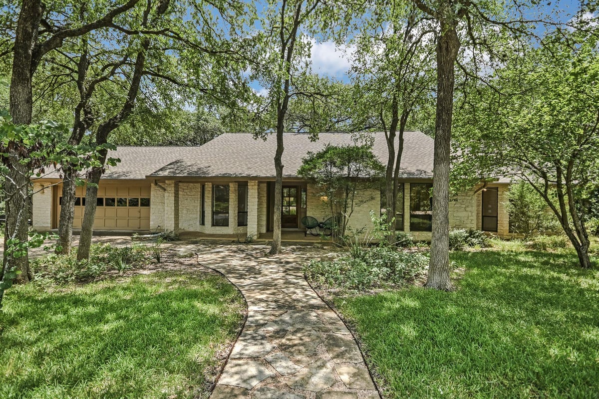View 3119 Eanes CIR in Beecave Woods 3119 Eanes CIR - front exterior - Luxury home in Beecave Woods, Austin, TX