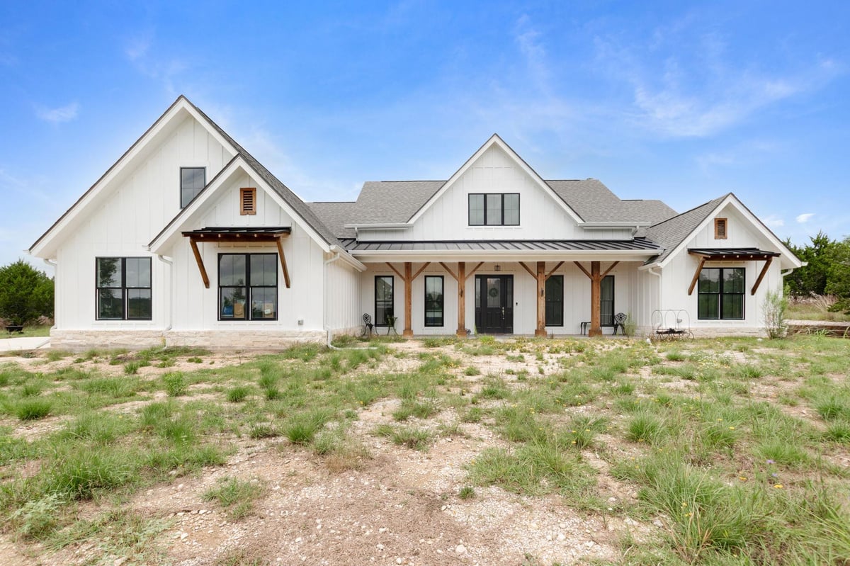 View 312 Ash Juniper WAY in Whitewater Spgs 312 Ash Juniper WAY - front exterior - Luxury home in Whitewater Spgs, Bertram, TX