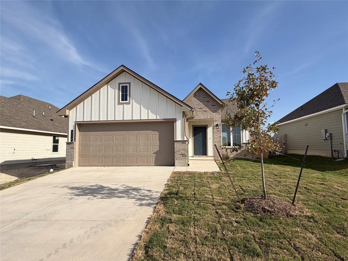 View 312 Boatright BLVD in Eastern Wells 312 Boatright BLVD - property photo 1 - Luxury home in Eastern Wells, Jarrell, TX