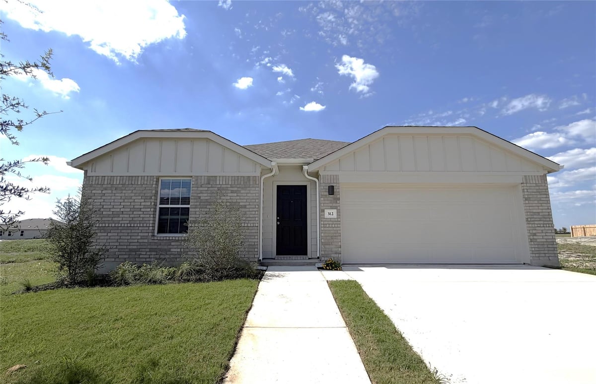View 312 Hazy View RD in San Marcos 312 Hazy View RD, photo 1 of 18, San Marcos, San Marcos, TX