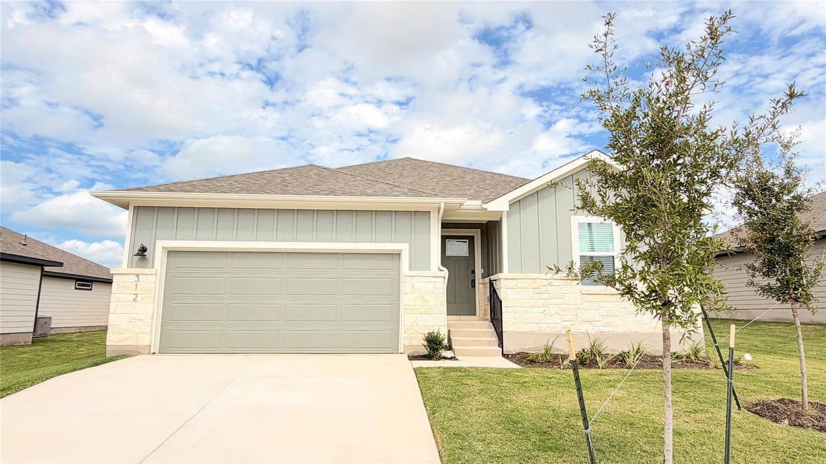 View 312 Wheel Horse RD in Burnet 312 Wheel Horse RD, photo 1 of 15, Burnet, Burnet, TX