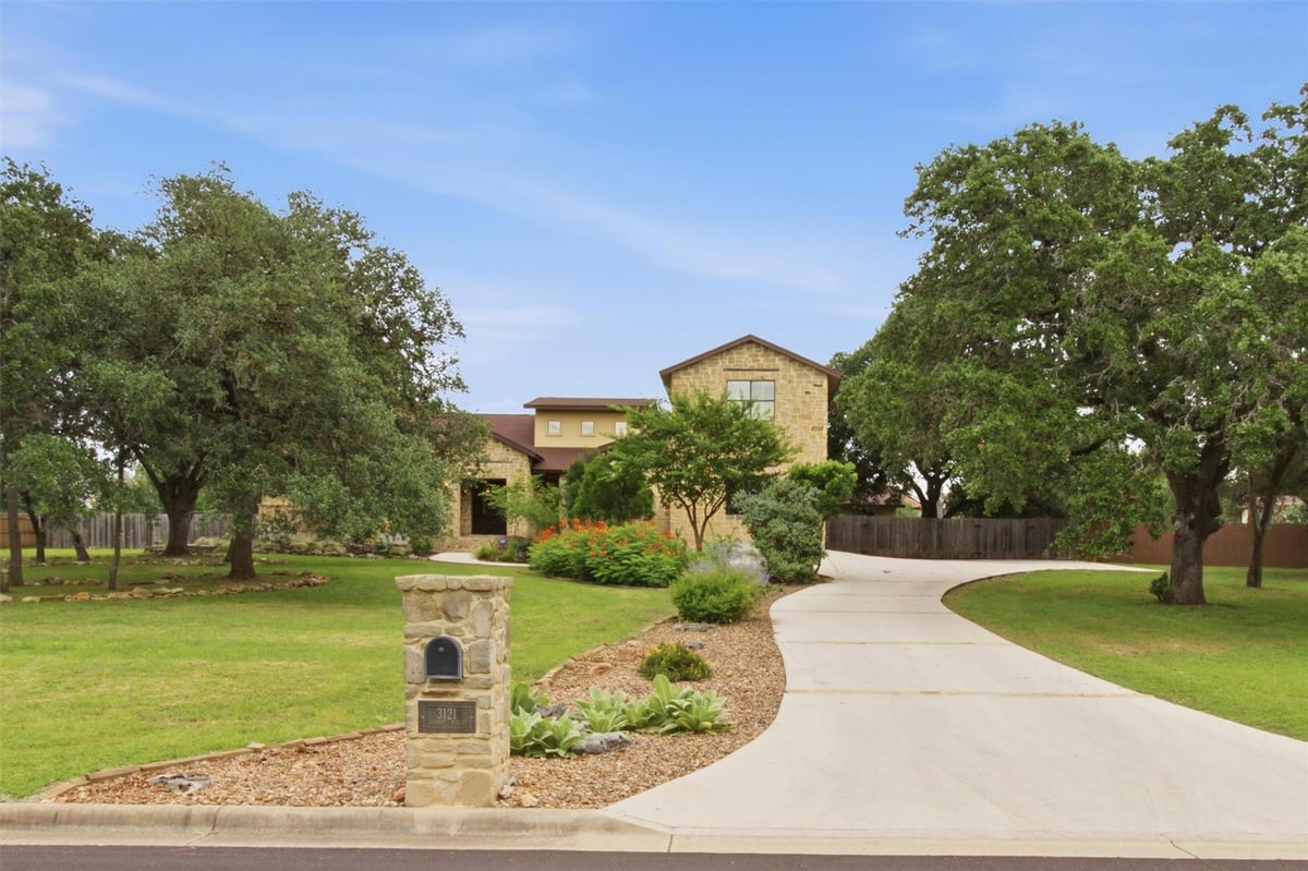 View 3121 Summit Ridge DR in Willow Creek Estates Sec 11 3121 Summit Ridge DR - front exterior - Luxury home in Willow Creek Estates Sec 11, San Marcos, TX