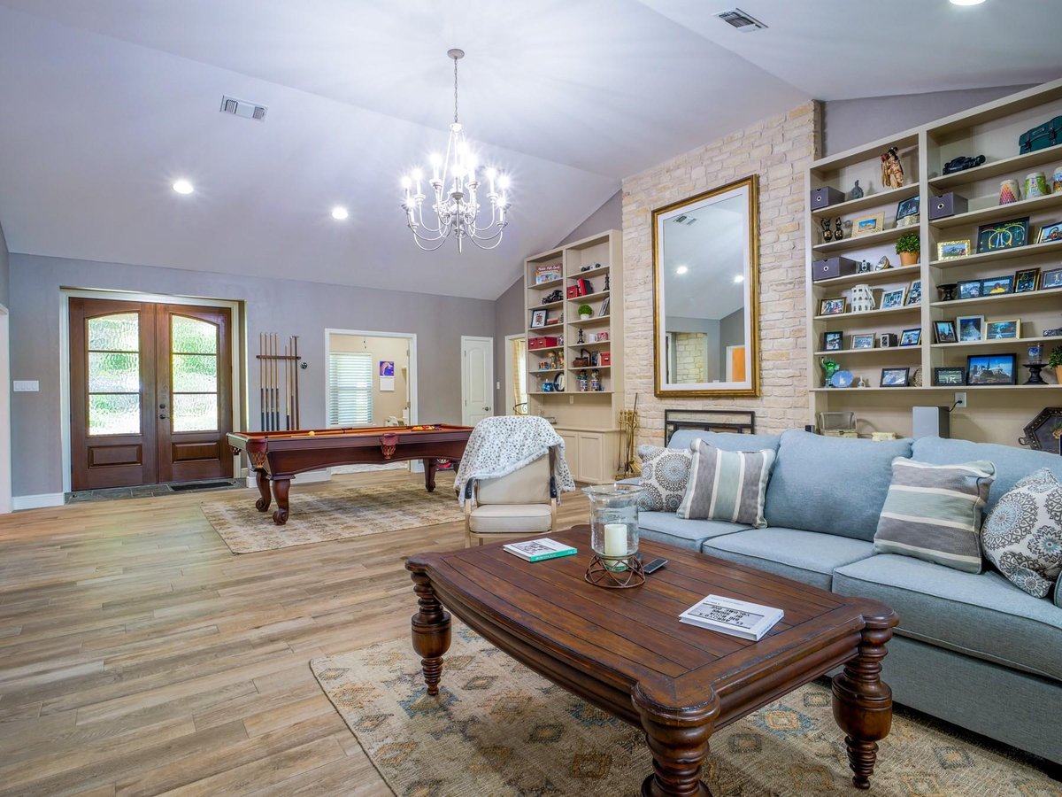 Primary bedroom at 313 Meadowlakes Dr - 3 bed 5 bath home