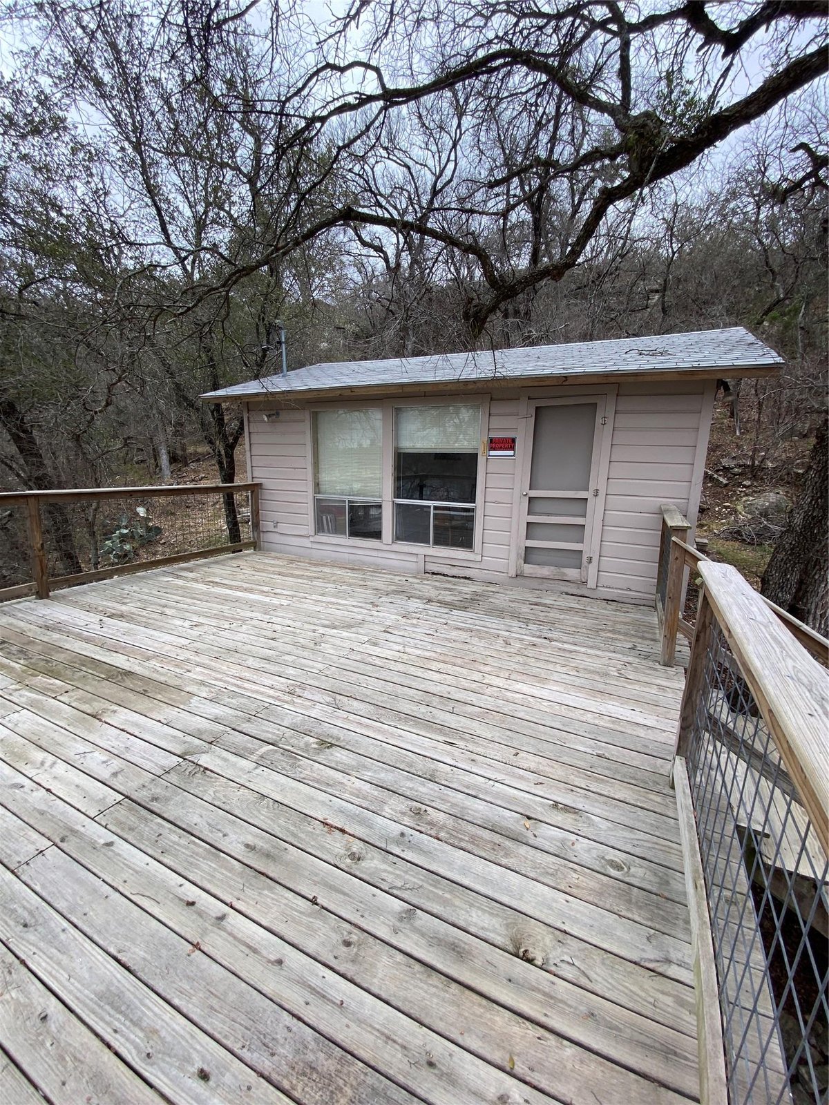 View 113 Vicinity Trail Drive in Pedernales Subdivision No 2 113 Vicinity Trail Drive - property photo 1 - Luxury home in Pedernales Subdivision No 2, Spicewood, TX