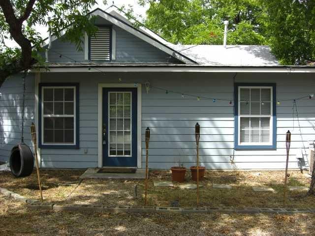 View 313 W 37th St Unit #B in Lakeview Add 313 W 37th St Unit #B - front exterior - Luxury home in Lakeview Add, Austin, TX