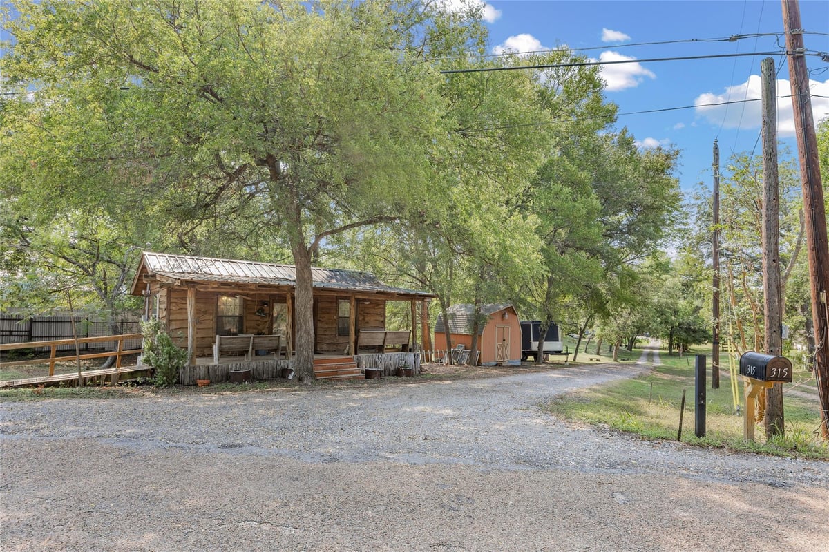 Primary bedroom at 315 River wood Dr - Riverwood Acres, Bastrop, TX