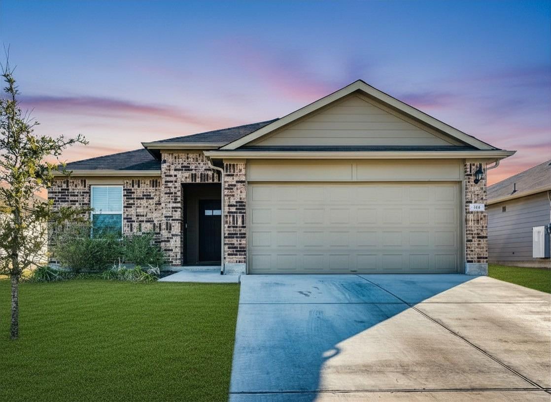 View 316 ADDISON Pl in VINTAGE SPRINGS 316 ADDISON Pl - front exterior - Luxury home in VINTAGE SPRINGS, Lockhart, TX