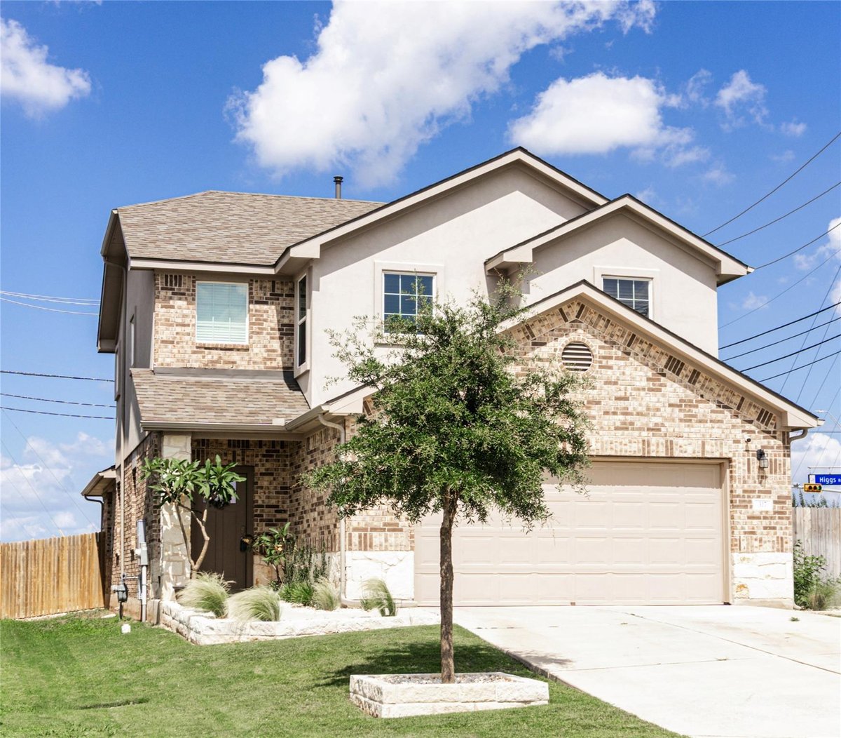 View 317 Frederick DR in Fairhaven 317 Frederick DR - front exterior - Luxury home in Fairhaven, Georgetown, TX