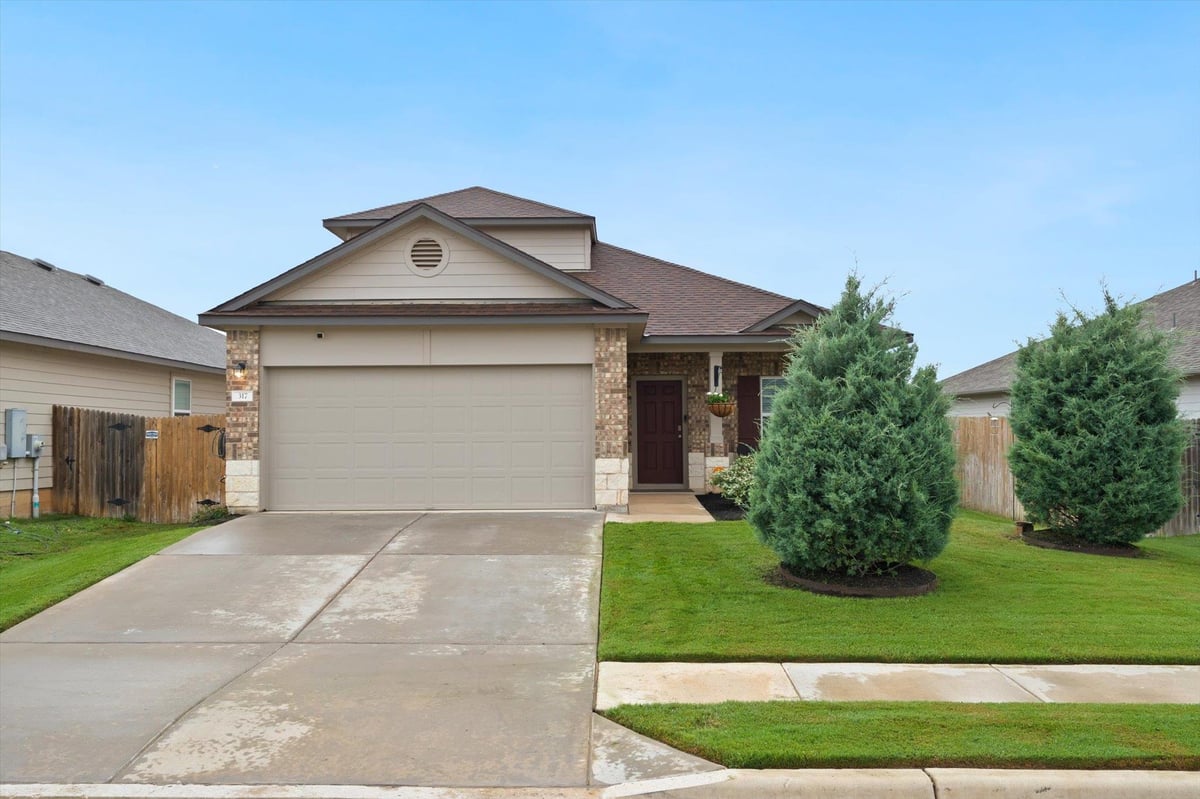 View 317 Old Glory Trl in Liberty Parke Sub Ph Ii 317 Old Glory Trl - front exterior - Luxury home in Liberty Parke Sub Ph Ii, Liberty Hill, TX