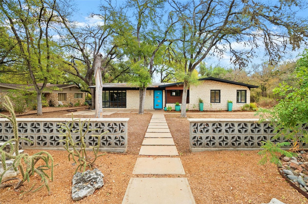 View 317 RIDGEWOOD Rd in Gentry & White Add 317 RIDGEWOOD Rd - front exterior - Luxury home in Gentry & White Add, Austin, TX
