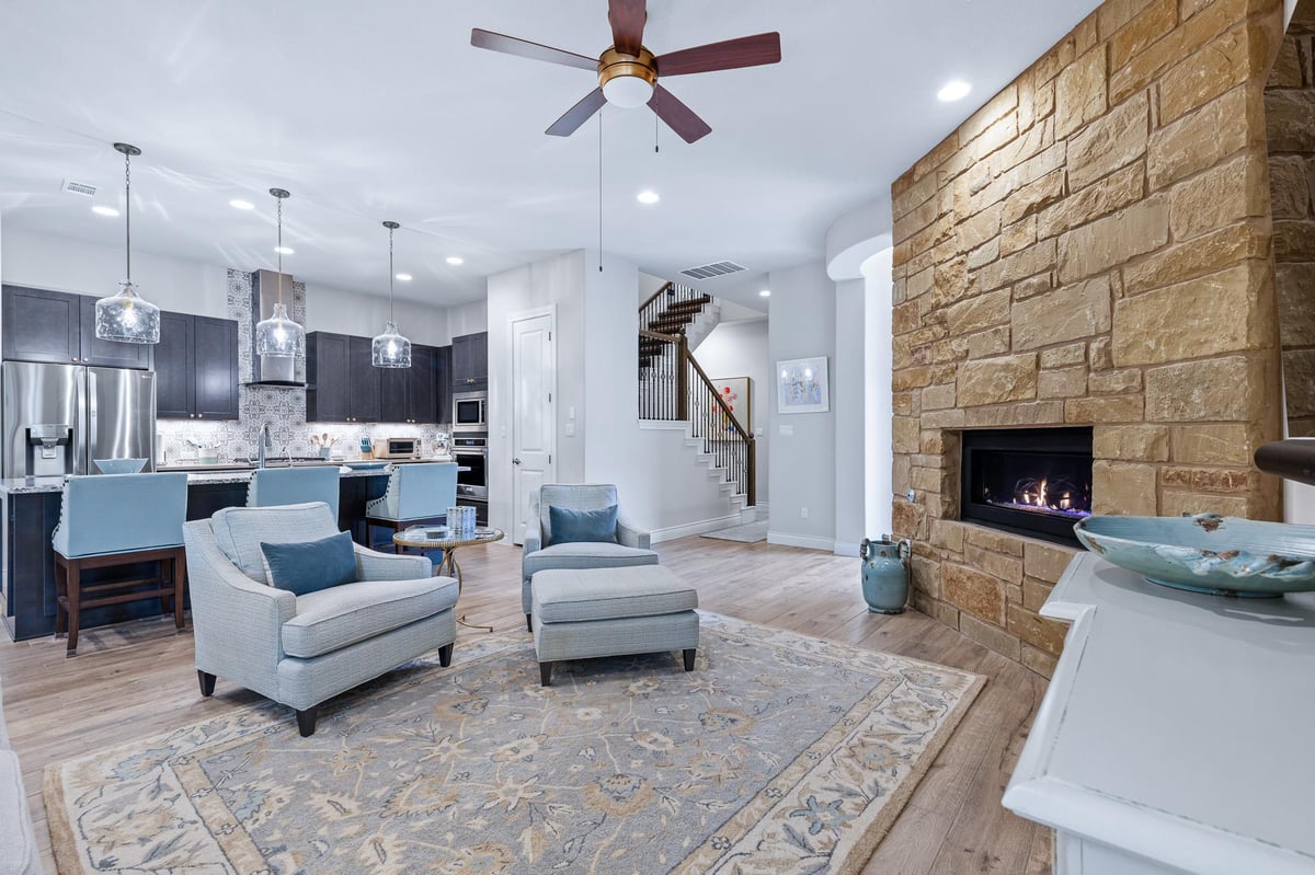 317 Skyflower Dr - front exterior - Luxury home in Gardens/Verde Vista, Georgetown, TX