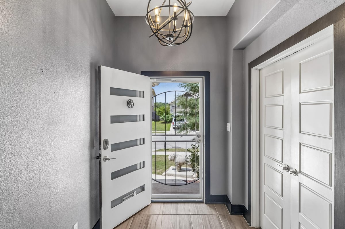 Primary bedroom at 318 Blue Oak Blvd - 3 bed 2 bath home
