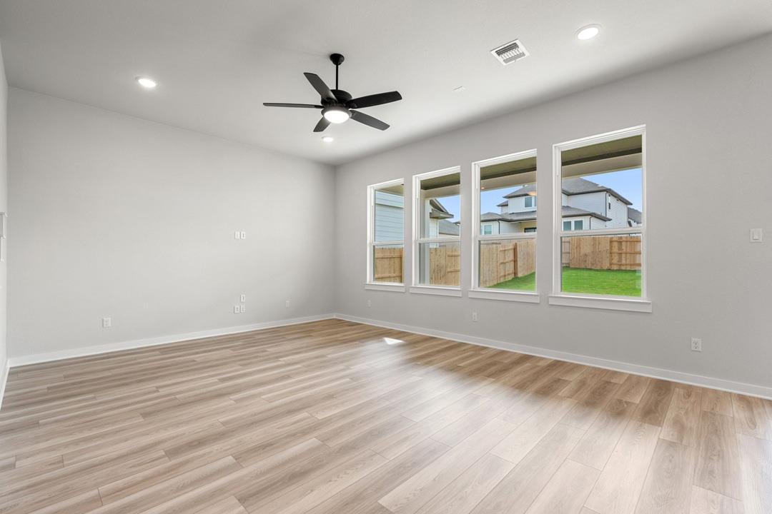 Bathroom at 320 Marisol Bend - 5 bed 3 bath home