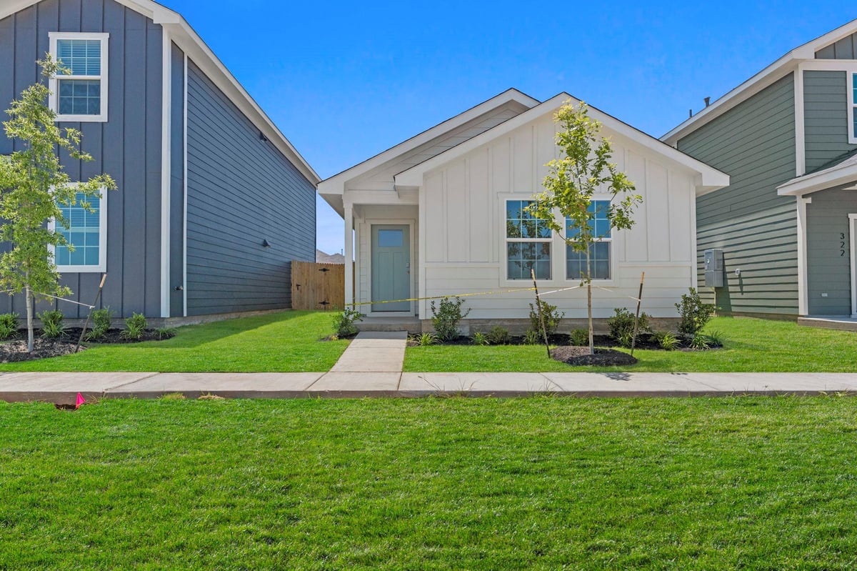 View 320 Nizao LN in Valverde 320 Nizao LN - front exterior - Luxury home in Valverde, Bastrop, TX