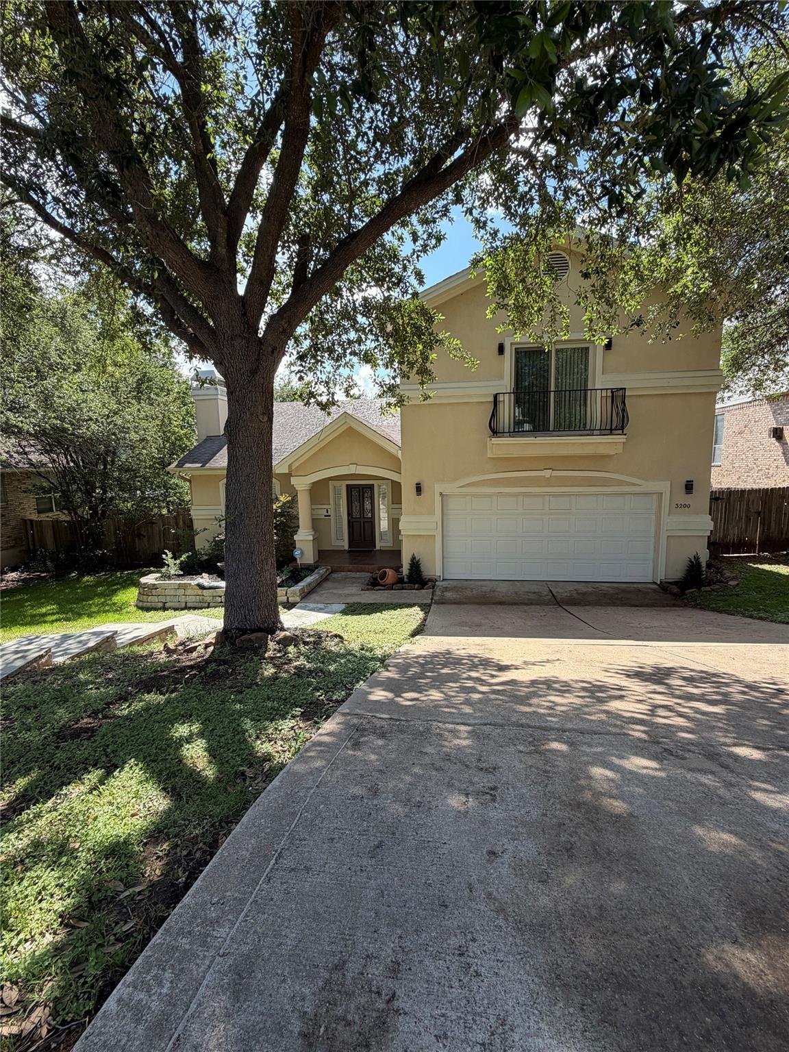 View 3200 Burks LN in Steiner Ranch Ph 01 Sec 04B 3200 Burks LN - front exterior - Luxury home in Steiner Ranch Ph 01 Sec 04B, Austin, TX