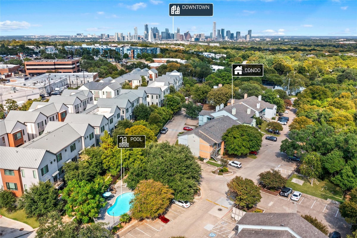 View 3204 Menchaca Rd Unit #303 in Ivy 78704 Condo Amd The 3204 Menchaca Rd Unit #303 - front exterior - Luxury home in Ivy 78704 Condo Amd The, Austin, TX