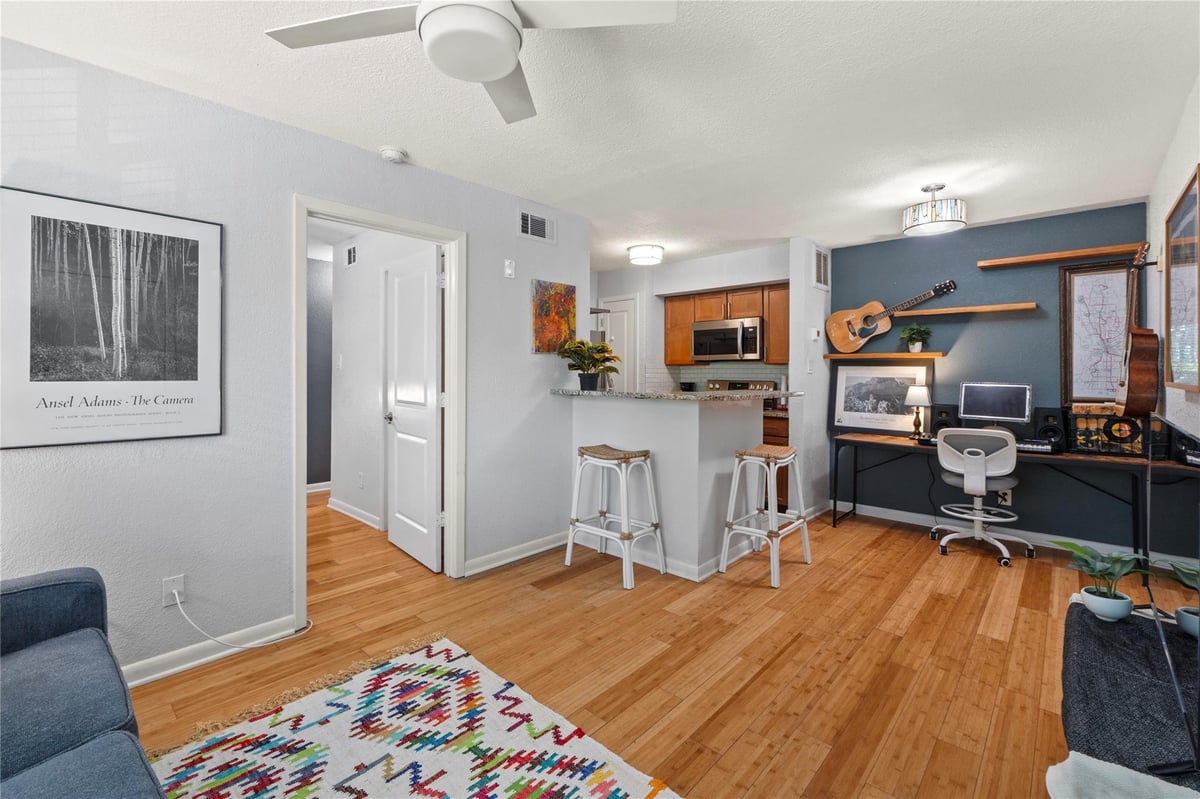 View 3204 Menchaca Rd Unit #305 in Ivy 78704 Condo Amd The 3204 Menchaca Rd Unit #305 - front exterior - Luxury home in Ivy 78704 Condo Amd The, Austin, TX