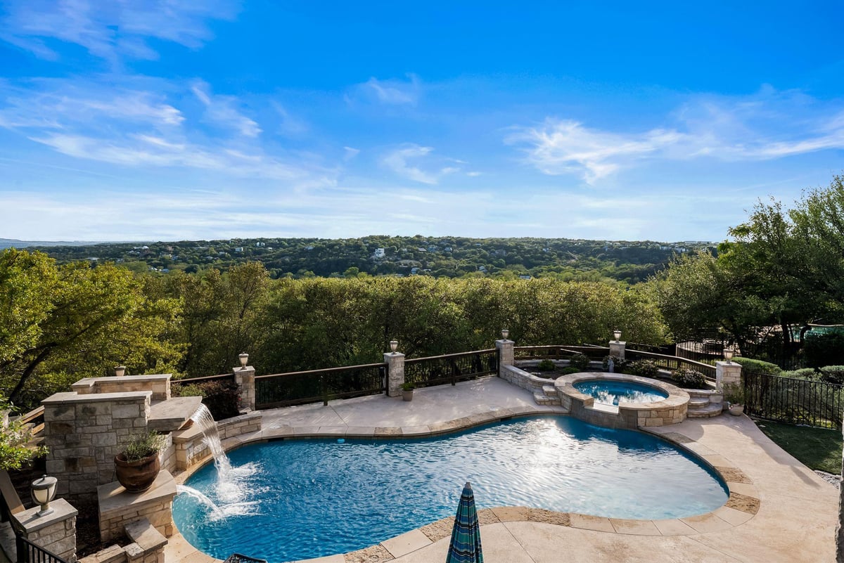 Living area at 3205 Wild Canyon Loop - 5 bed 3 bath home