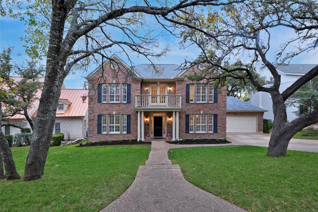 View 3206 Riva Ridge RD in Davenport Ranch Ph 01 Sec 01 3206 Riva Ridge RD - front exterior - Luxury home in Davenport Ranch Ph 01 Sec 01, Austin, TX