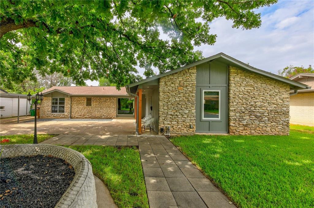 View 3207 Skylark Dr in Allandale Park Sec 04 3207 Skylark Dr - front exterior - Luxury home in Allandale Park Sec 04, Austin, TX