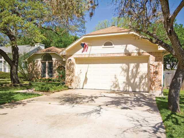 3208 Fort Worth Trl - front exterior - Luxury home in Shady Hollow Sec 06 Ph A, Austin, TX