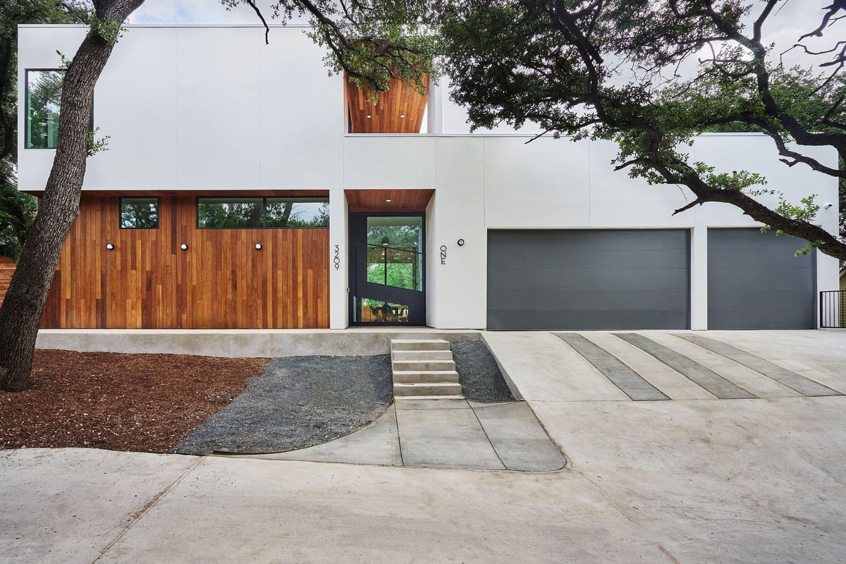 View 3209 Clawson RD Unit #1 in South Lamar 3209 Clawson RD Unit #1 - property photo 1 - Luxury home in South Lamar, Austin, TX
