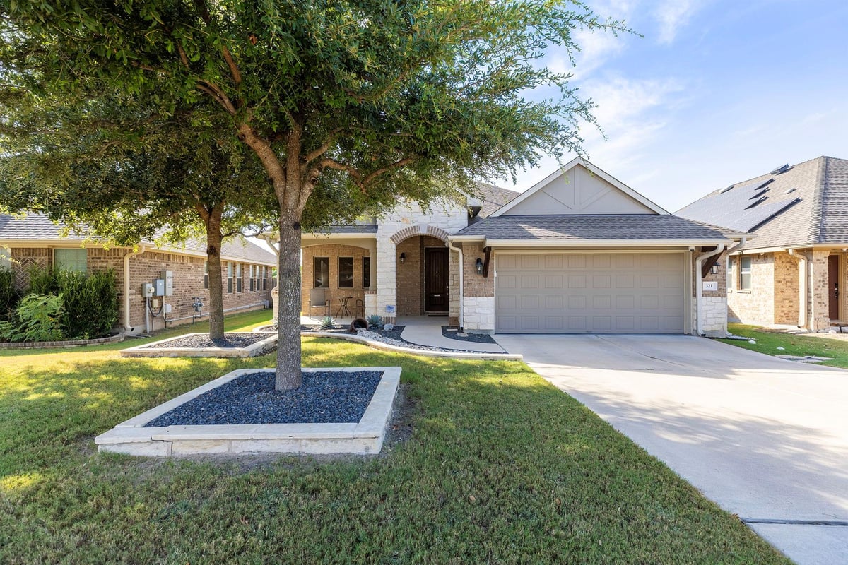 View 321 Lightcliff St in Hutto 321 Lightcliff St, photo 1, Hutto, Hutto, TX