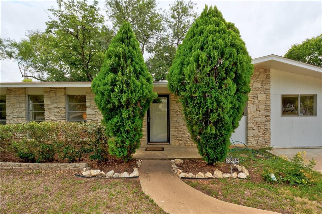 View 3215 Barton View DR in Barton View Sec 3 & Barton Vie 3215 Barton View DR - front exterior - Luxury home in Barton View Sec 3 & Barton Vie, Austin, TX