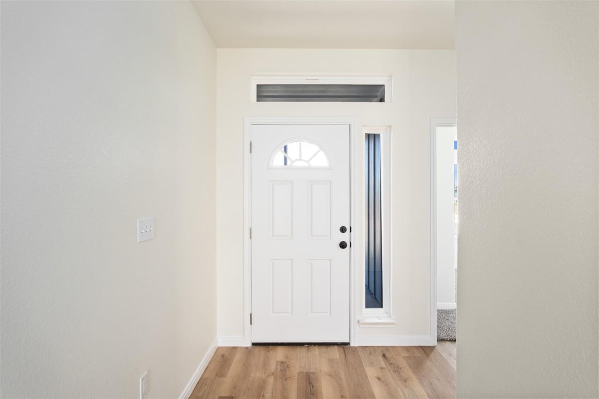 Bathroom at 3215 Llano Alto Cir - 4 bed 2 bath home