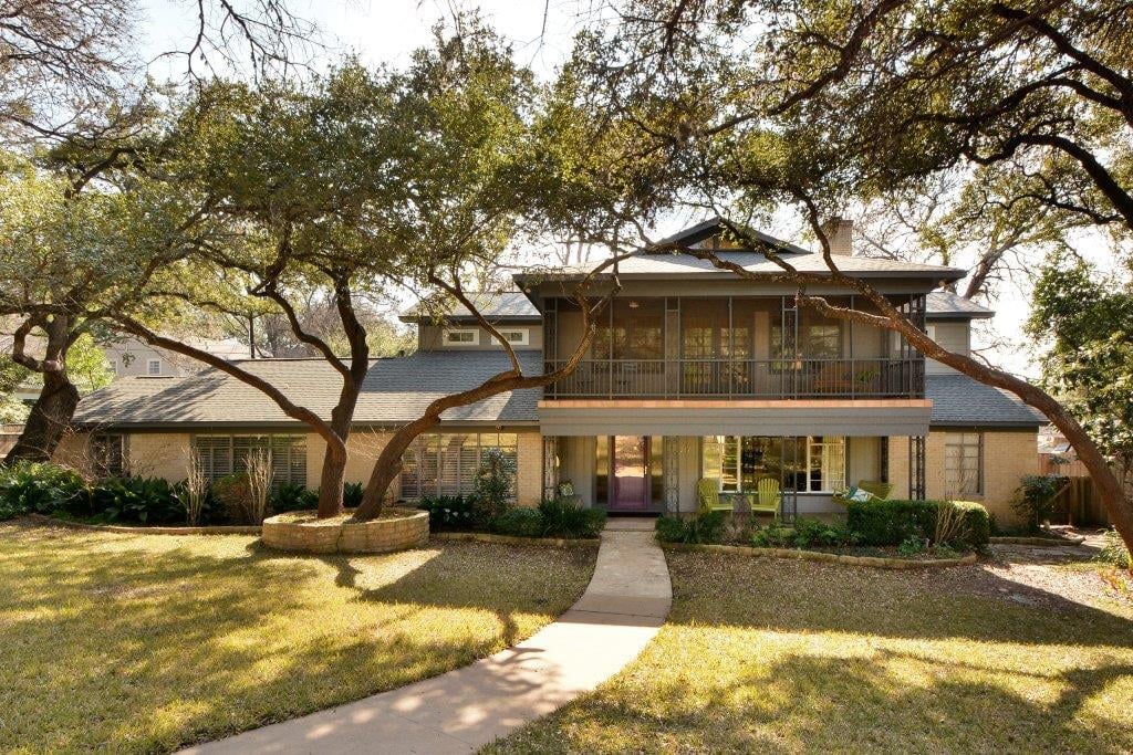 View 3217 Clearview Dr in Tarrytown 3217 Clearview Dr - property photo 1 - Luxury home in Tarrytown, Austin, TX