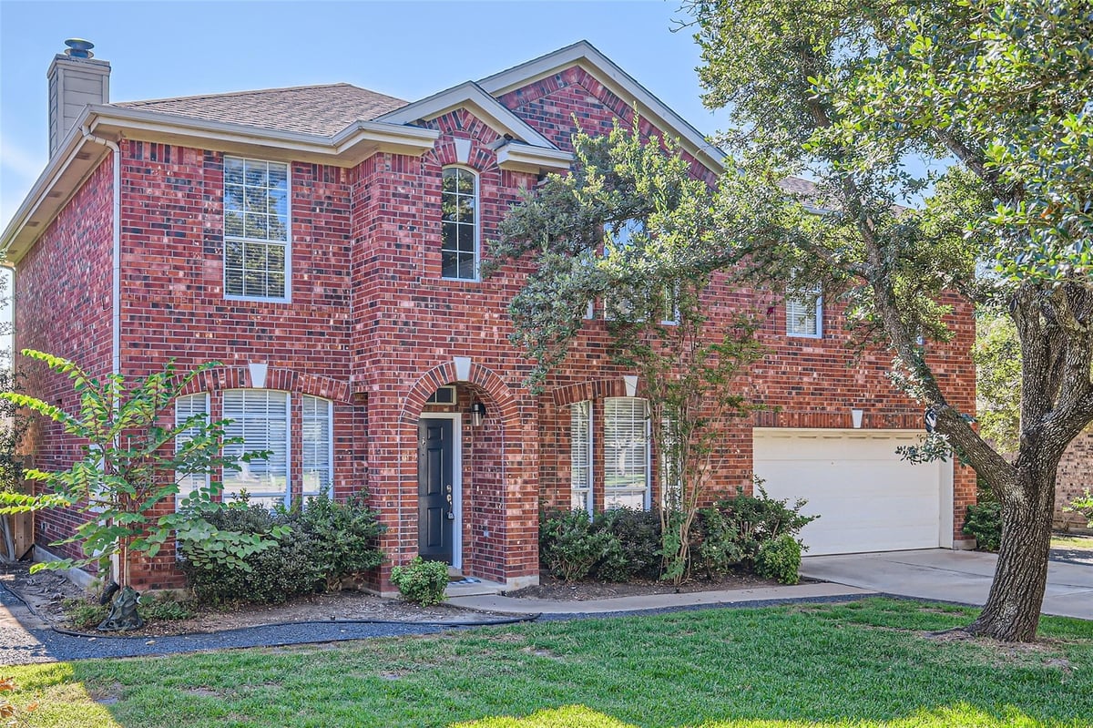 View 3221 Tehama CT in Lake Pointe Ph 01b 3221 Tehama CT - property photo 1 - Luxury home in Lake Pointe Ph 01b, Austin, TX