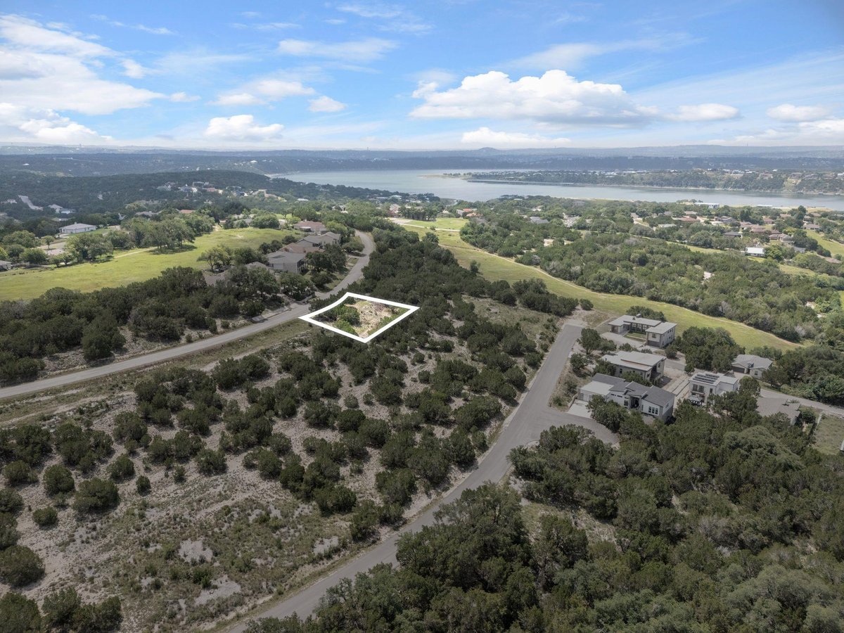 View 3226 Eisenhower Ave in Highland Lake Estates Sec 12 A 3226 Eisenhower Ave - front exterior - Luxury lot in Highland Lake Estates Sec 12 A, Lago Vista, TX